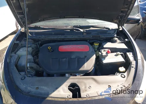 2013 Dodge Dart Sxt z USA, uszkodzony, nr VIN 1C3CDFBH9DD103282